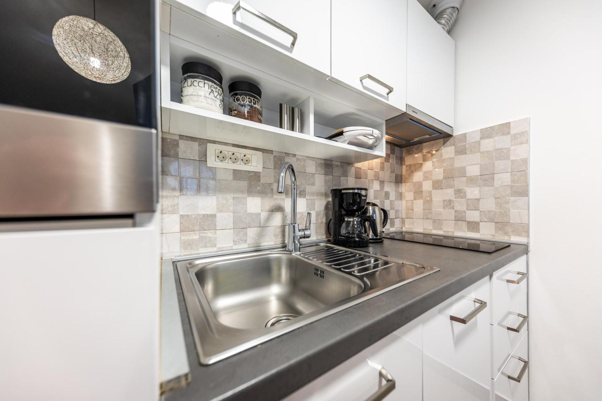 New Modern Studio Apartment Nina ドゥブロブニク エクステリア 写真